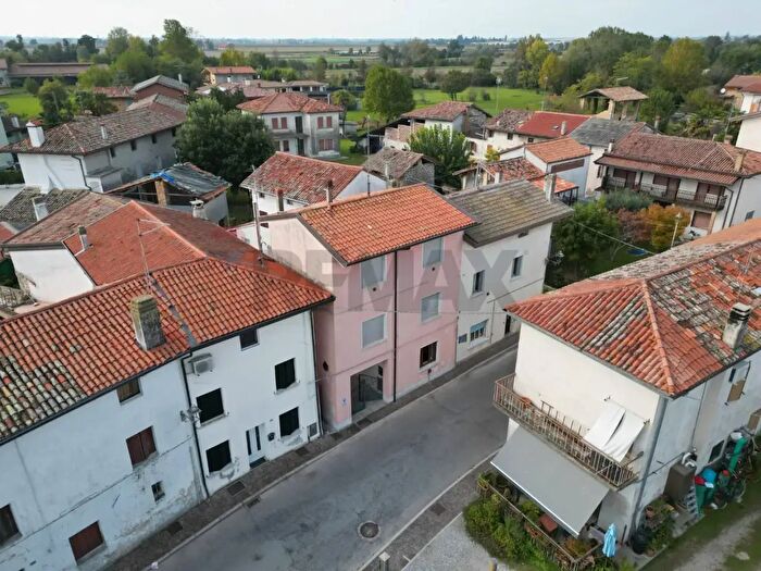 Casa con 5 locali in vendita in Via Pio Paschini, Precenicco
