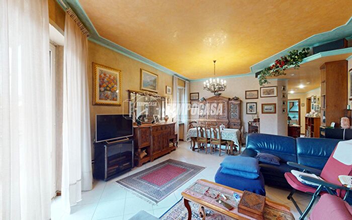 Appartamento con 5 locali in vendita in Via Po, Rivoli