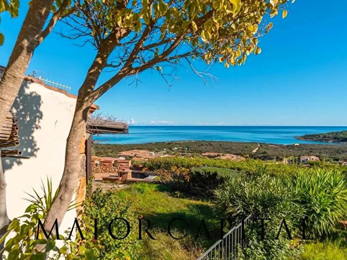 Casa trilocale in vendita in San Teodoro