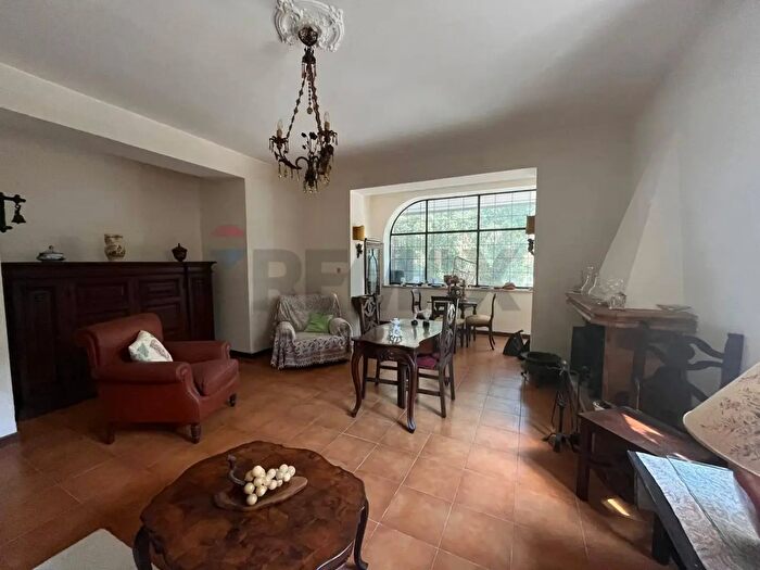 Appartamento con 5 locali in vendita in Via Braccianese Claudia, Manziana