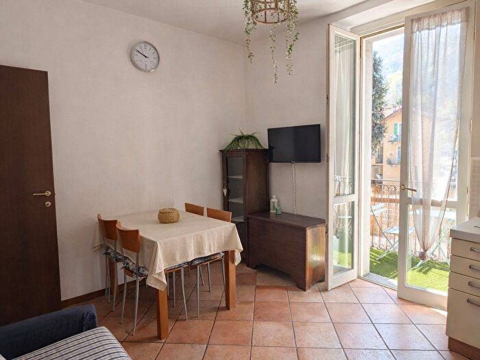 Appartamento bilocale in affitto in Via alla Cava, Monte Olimpino, Como