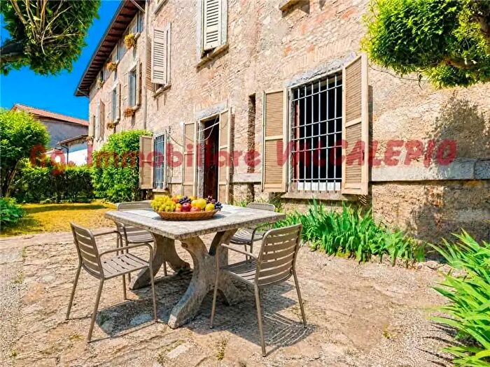 Appartamento quadrilocale in vendita in Via Monte Orfano, Coccaglio