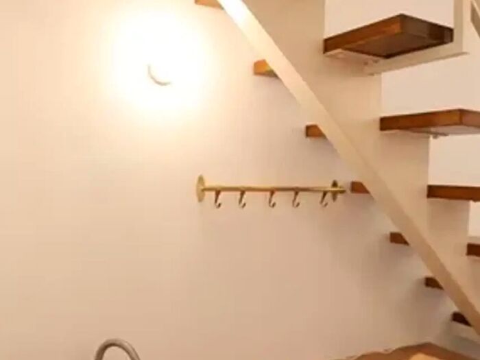 Appartamento bilocale in affitto in Via Santa Brigida, Napoli