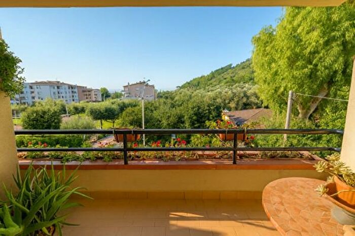 Appartamento con 6 locali in vendita in Monte Argentario