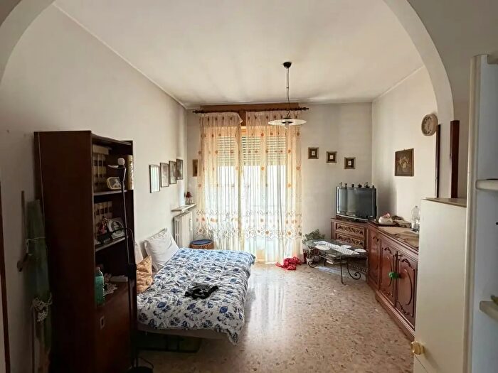 Appartamento trilocale in vendita in Via Galeotto del Arretto N C, Casale Monferrato