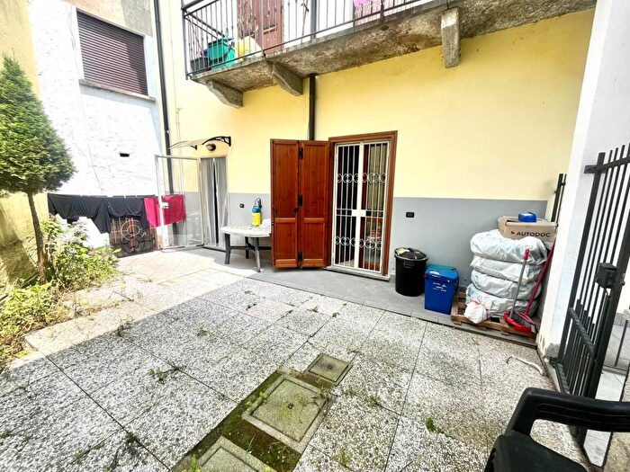 Appartamento bilocale in affitto in Via Roma, Ferrera di Varese