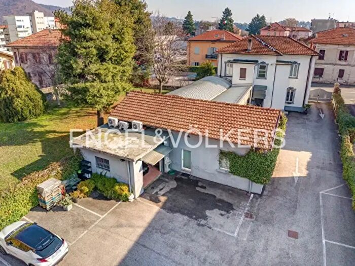 Casa con 6 locali in vendita in Via Pasquale Paoli, Como