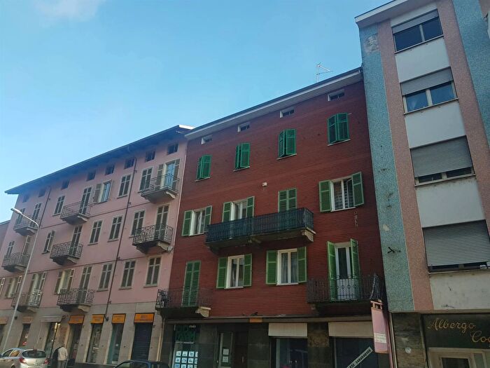 Appartamento quadrilocale in vendita in Biella Via Cottolengo, Biella