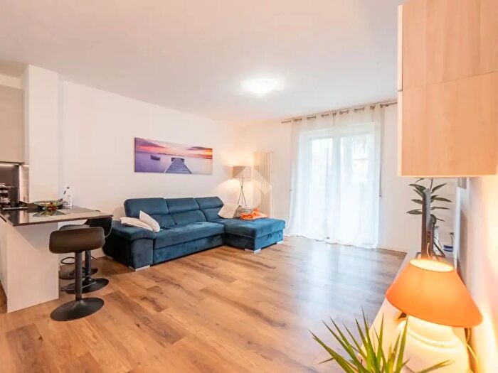 Appartamento trilocale in vendita in Via Achille Leoni, Arco
