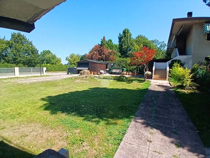 Casa quadrilocale in vendita in Via Pelosa, Saccolongo