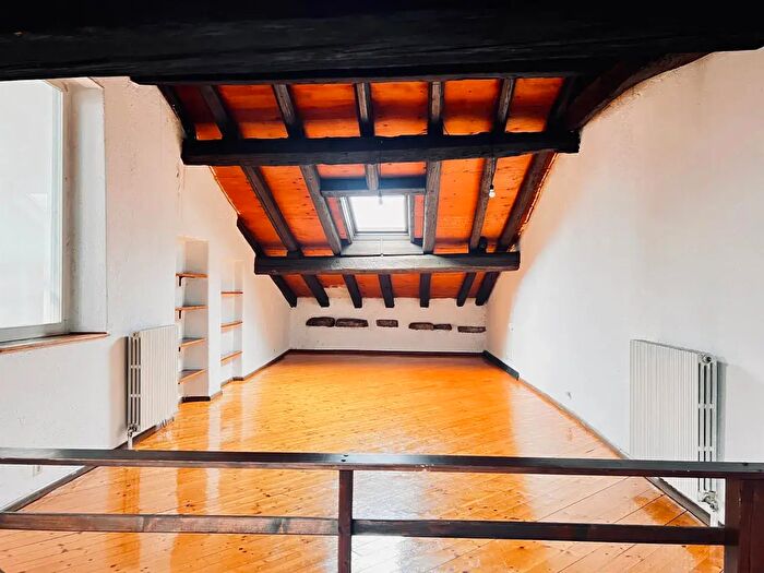 Case in Vendita e in Affitto - 2