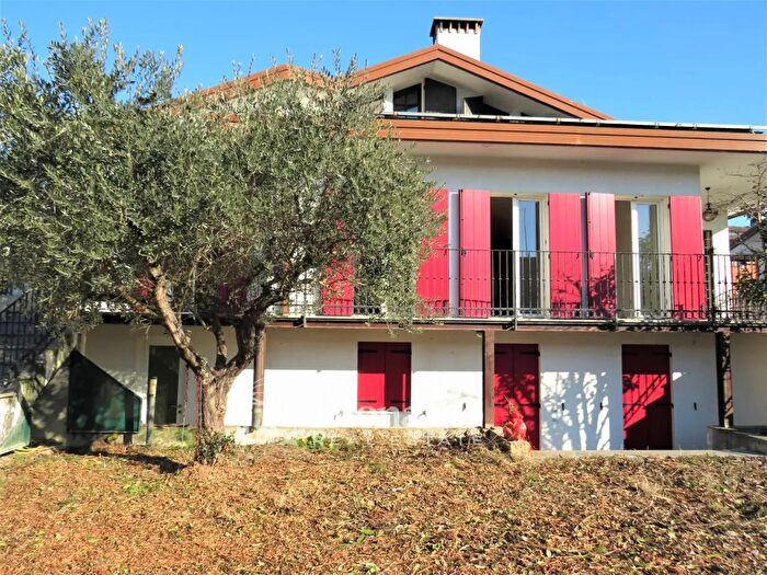 Casa con 9 locali in vendita in Via San Gregorio Barbarigo, Vigonza