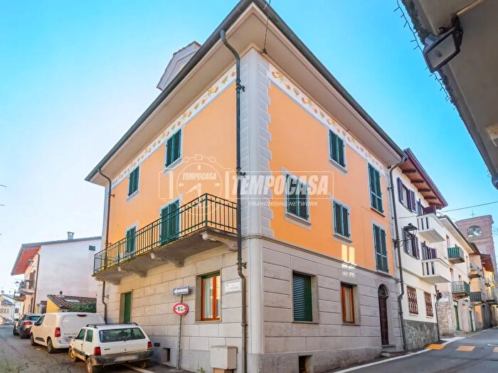 Casa con 5 locali in vendita in Via Mazzini, Gassino Torinese