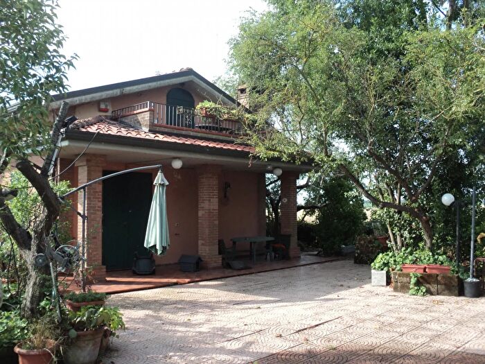 Casa quadrilocale in vendita in Via Rotta Martinella, Argenta