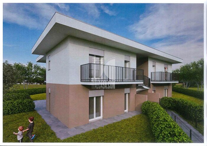 Appartamento trilocale in vendita in Via Salmeggia, Cenate Sotto