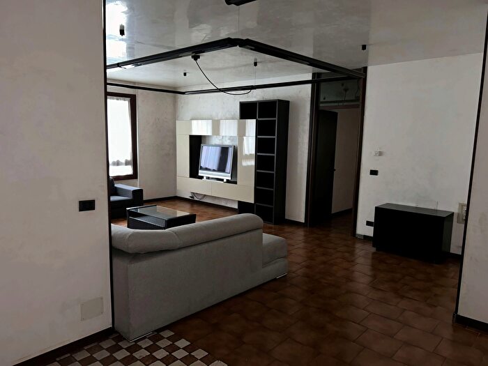 Appartamento con 5 locali in vendita in Via Mazzini, Pordenone