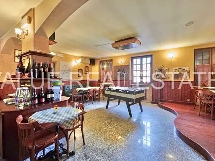 Casa con 10 locali in vendita in Via San Giorgio, Gazzada Schianno