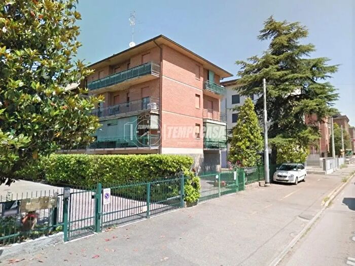 Appartamento quadrilocale in vendita in Via Giuseppe Campi, Modena