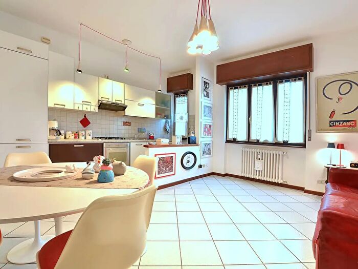 Appartamento trilocale in vendita in Via Garibaldi, Bellusco