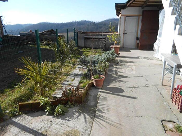 Casa trilocale in vendita in Via Maestra Pino dAsti At Italy, Pino DAsti