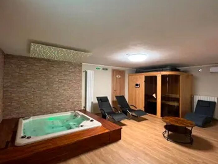 Casa con 6 locali in vendita in Corso Brigate Partigiane, Cairo Montenotte