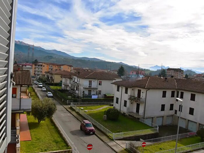 Appartamento quadrilocale in vendita in Via Ayrton Senna, Pontremoli