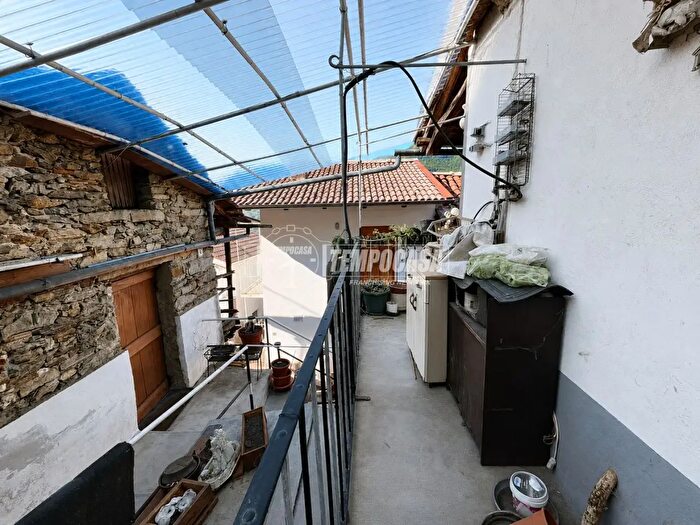 Casa bilocale in vendita in Via Pianseretto, Pont Canavese