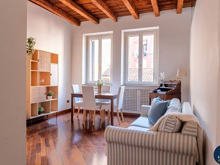 Appartamento bilocale in affitto in Via Solferino, Moscova, Milano