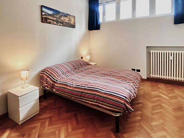 Appartamento trilocale in affitto in Via Ettore Troilo, Ascanio Sforza, Milano