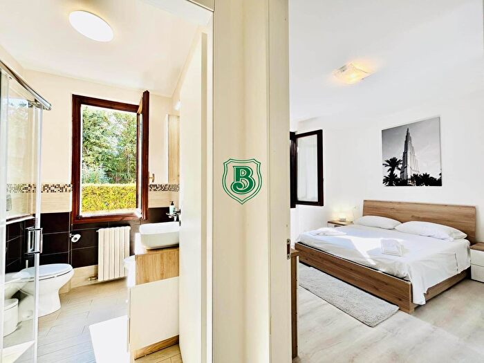 Appartamento bilocale in affitto in Via Comboni, Desenzano Del Garda