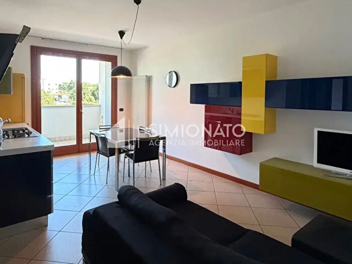 Appartamento bilocale in affitto in Via Torcello, Spinea