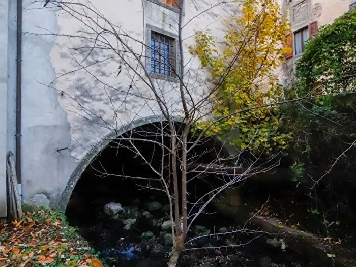 Casa con 20 locali in vendita in Via della Stazione, Castel Del Piano