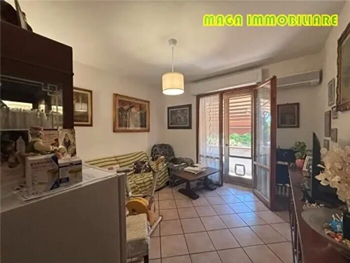 Appartamento quadrilocale in vendita in Campi Bisenzio