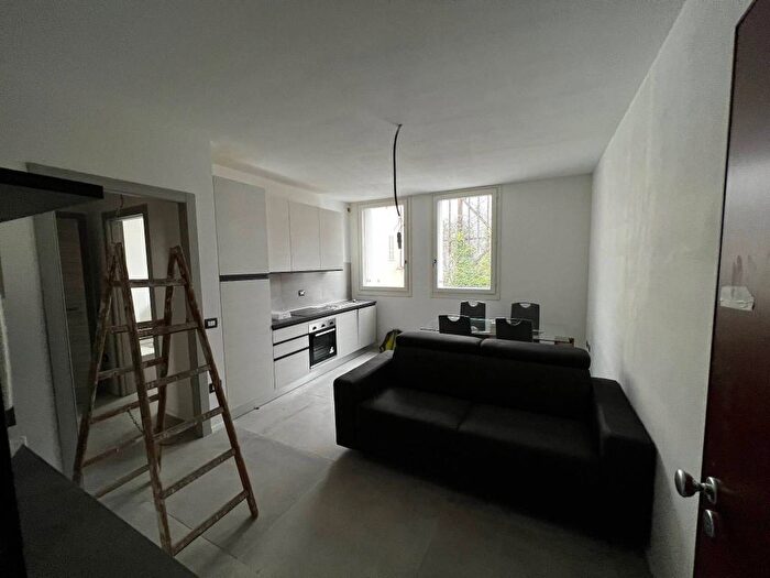 Appartamento bilocale in affitto in Borgo Giacomo Tommasini, Centro Storico, Parma