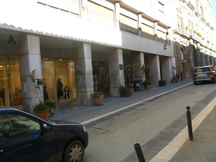 Appartamento con 5 locali in vendita in Corso Vittorio Emanuele, Caltanissetta