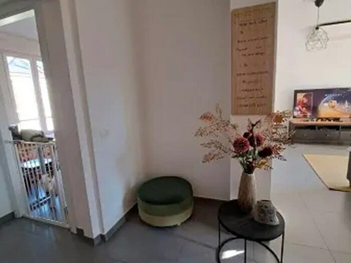 Appartamento trilocale in vendita in Via Val Trompia, Milano