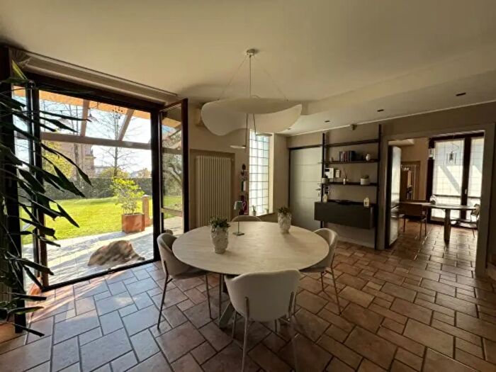 Casa con 5 locali in vendita in Via Padre Angelo Ubiali, Martinengo