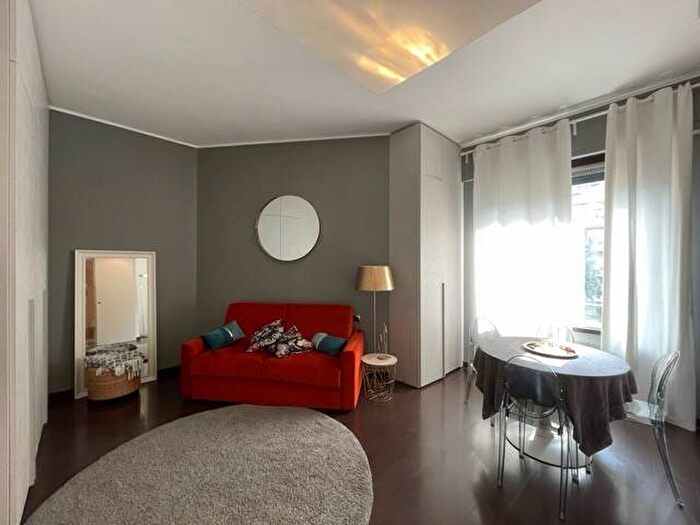 Appartamento monolocale in affitto in Corso di Porta Nuova, Porta Nuova, Milano