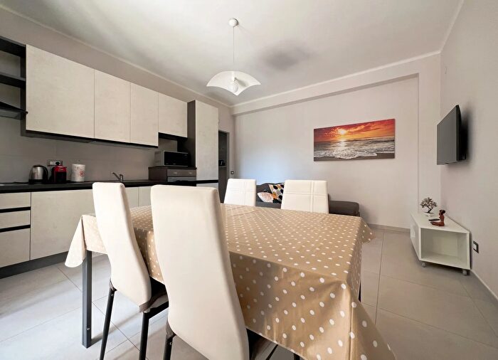 Appartamento trilocale in vendita in Via Gianfedele Angelini Putignano, Putignano