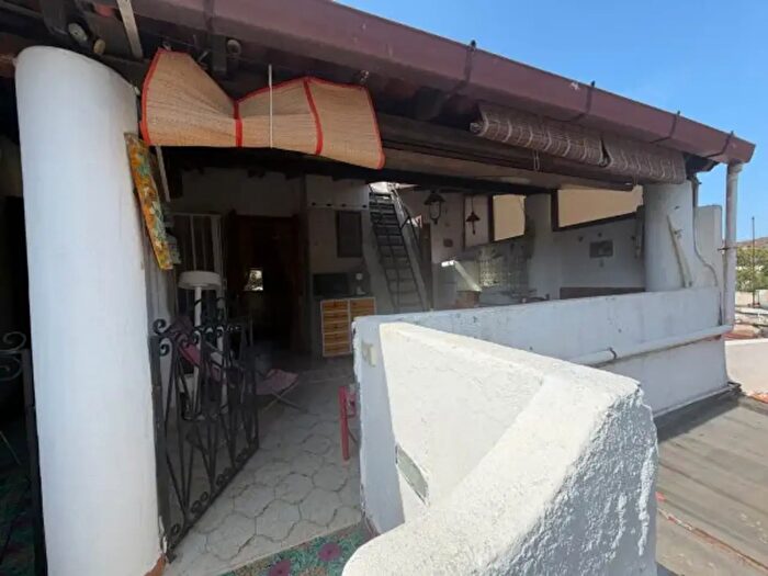 Appartamento quadrilocale in vendita in Strada Vicinale Porto Levante, Lipari