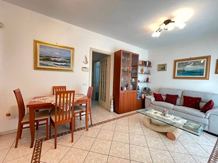 Appartamento trilocale in affitto in Viale San Francesco dAssisi, Marano Spontricciolo, Riccione