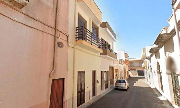 Appartamento con 6 locali in vendita in Via Giuseppe Mazzini, Tuglie