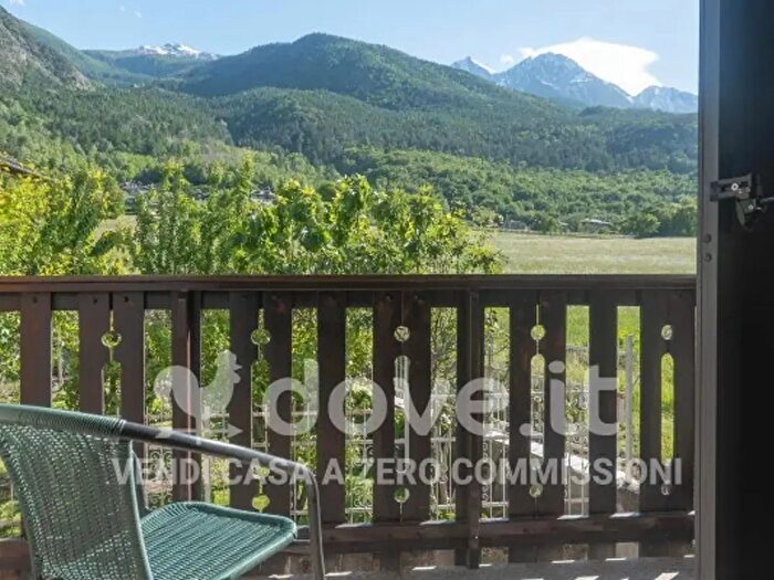 Appartamento quadrilocale in vendita in Località Chez Sapin, Fenis