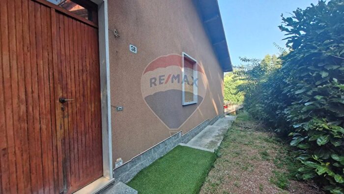 Casa quadrilocale in vendita in Via dei Ronchetti, Induno Olona