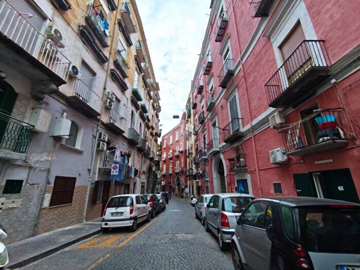Appartamento monolocale in affitto in Via Francesco Saverio Correra, Museo, Napoli