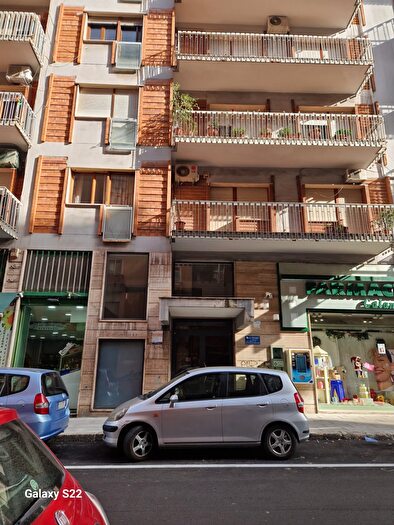 Appartamento con 5 locali in vendita in Via Medaglie dOro, Taranto