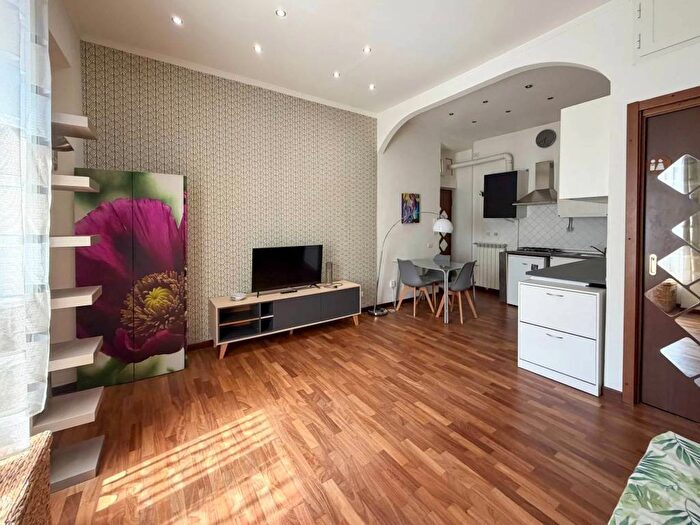 Appartamento in affitto in Via Leone Tolstoj, Giambellino, Milano