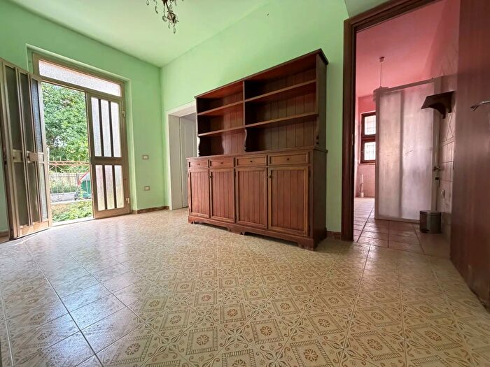 Appartamento quadrilocale in affitto in Via Righi, Spoleto