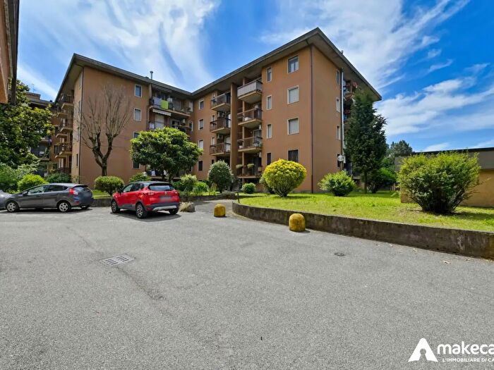 Appartamento bilocale in vendita in Via Don Gnocchi, San Zenone Al Lambro