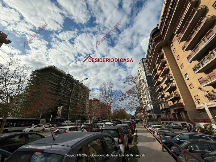 Appartamento con 5 locali in vendita in Palermo